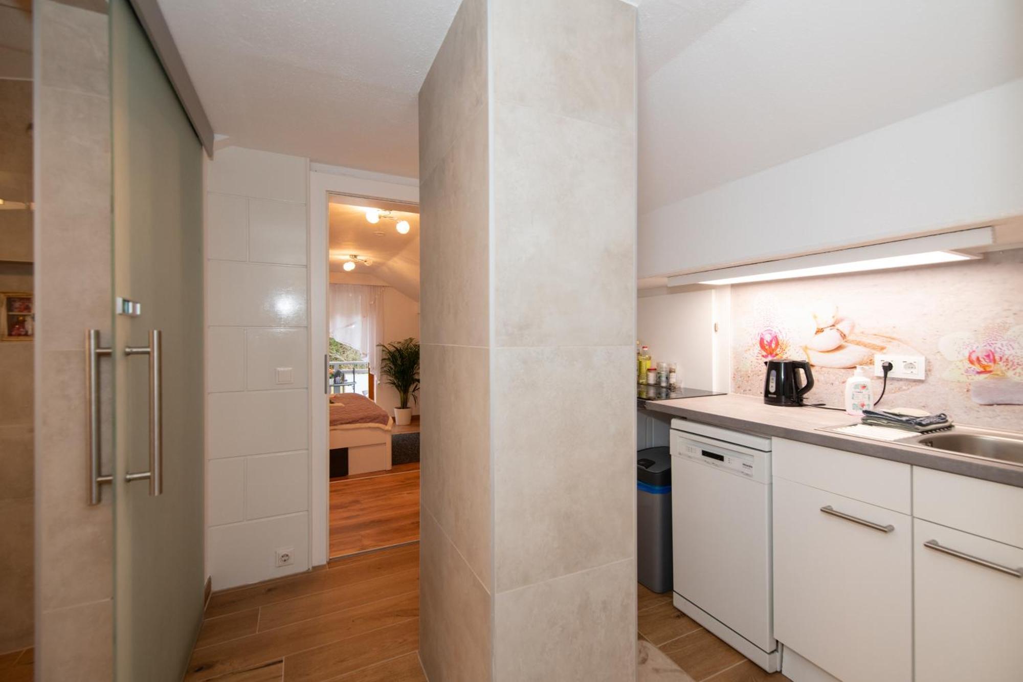 Ferienwohnung Waldblick, Faaker See Oberaichwald  Exteriér fotografie
